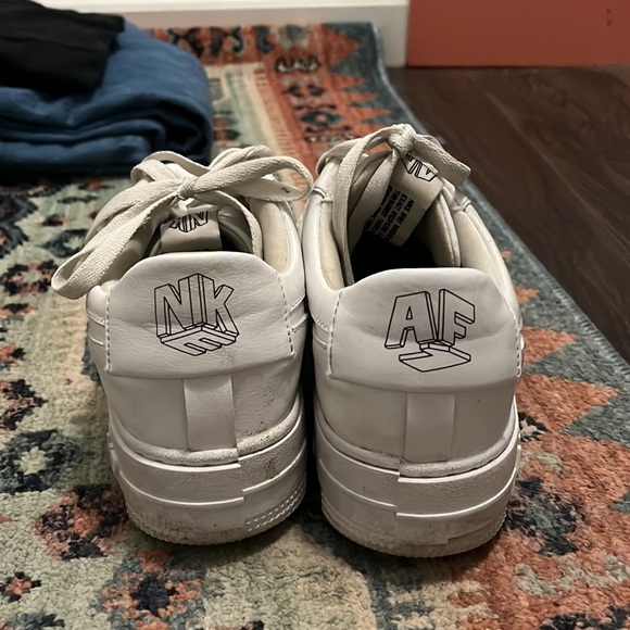 Air forces - Picture 5 of 5